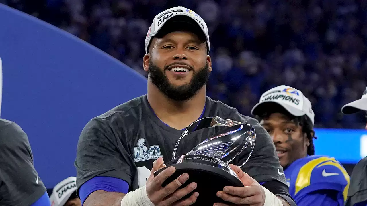 Aaron Donald gets big raise from Rams after Super Bowl run: report