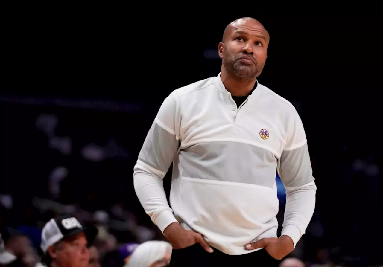 Sparks part ways with coach/GM Derek Fisher