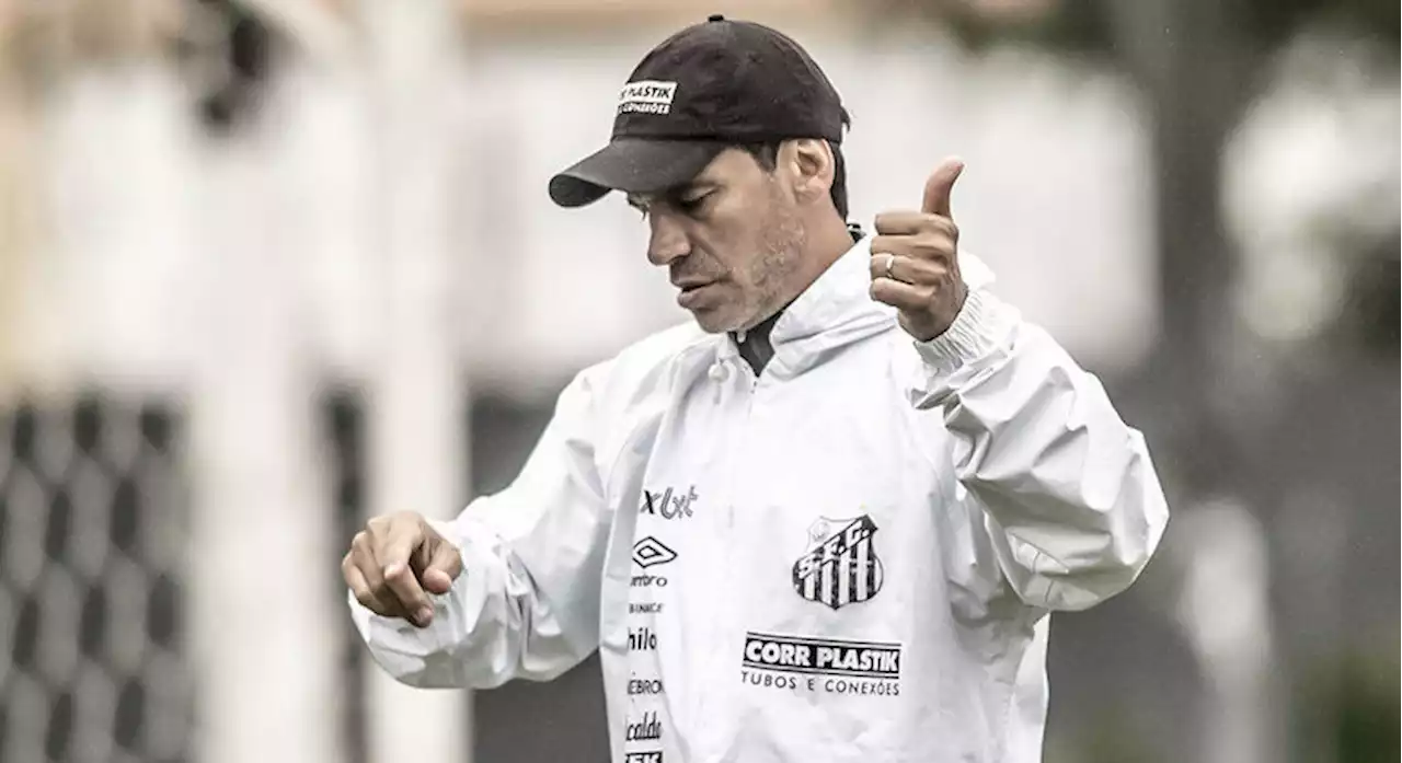 Bustos poderá contar com reforço de seu ex-clube para o Santos