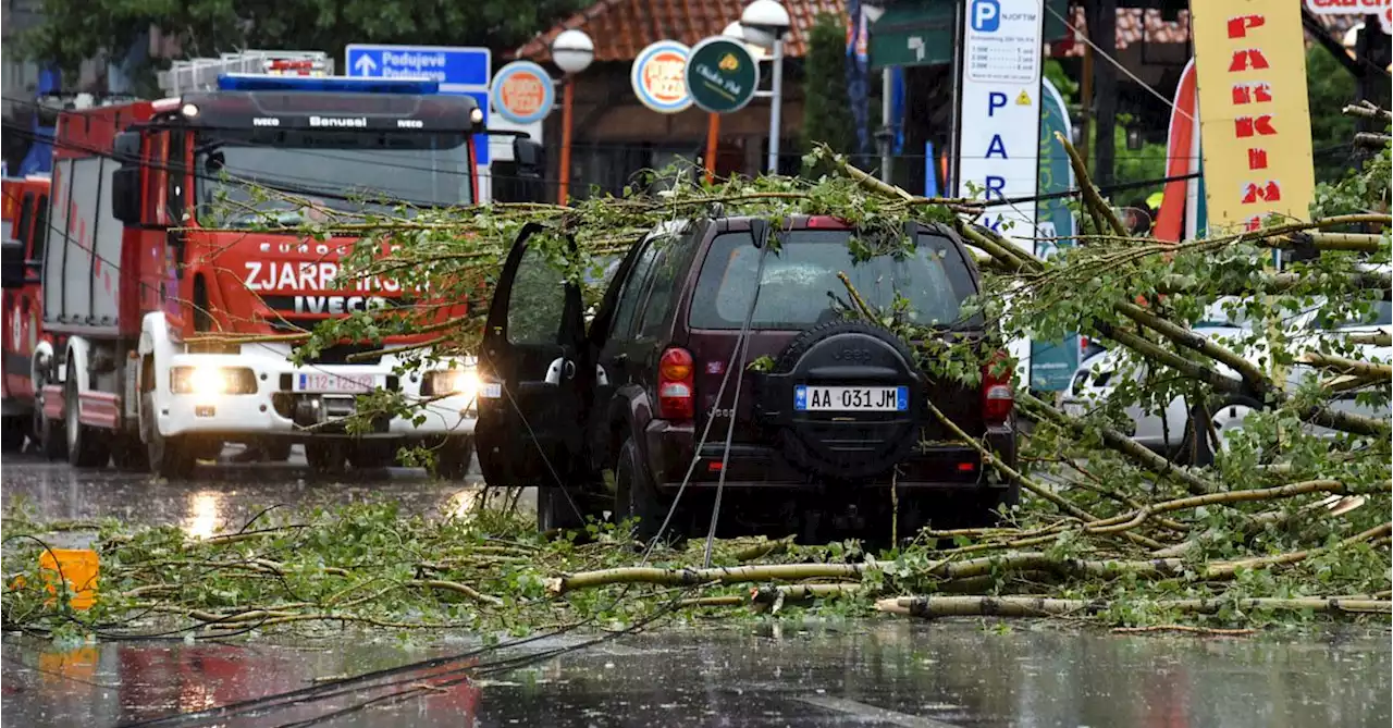 Two die as storm winds, lightning hit Kosovo