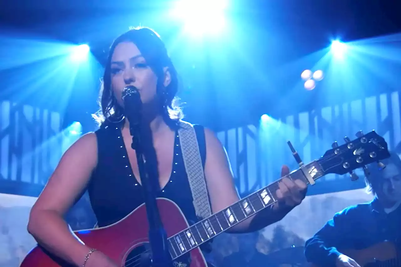 Angel Olsen Hits the 'Big Time' with 'Kimmel' Performance