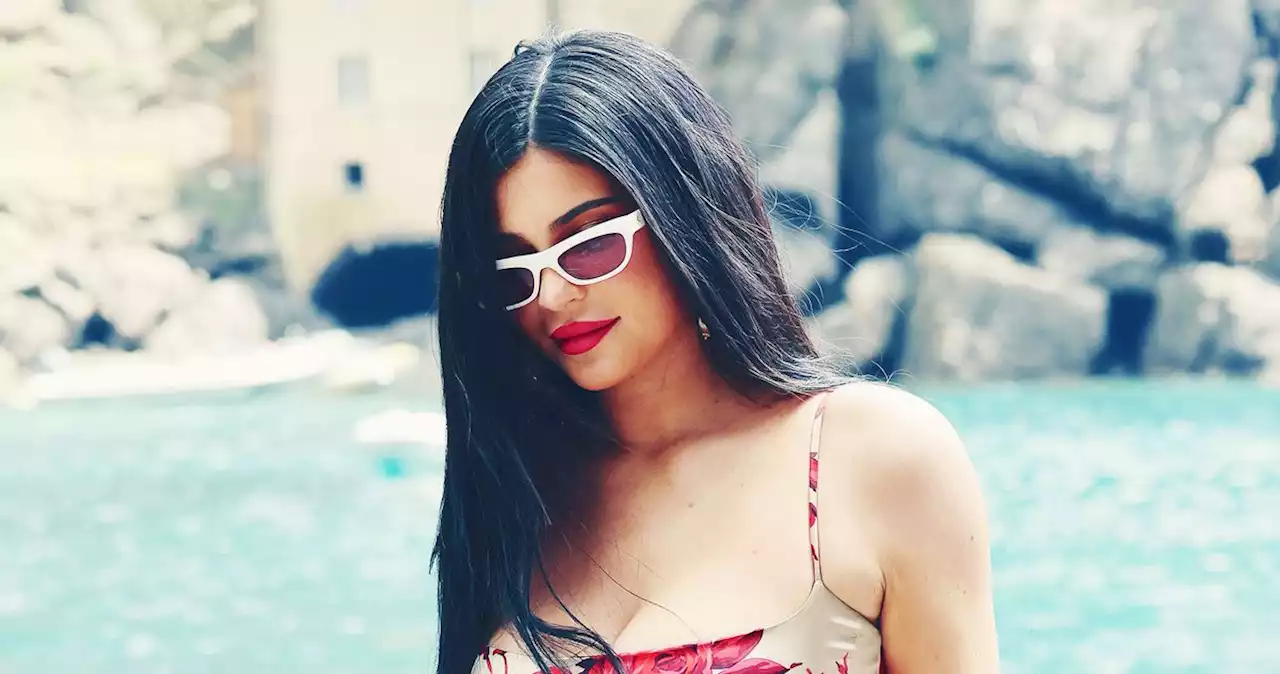 Kylie Jenner Says ‘Free the Nipple.’ Kinda.