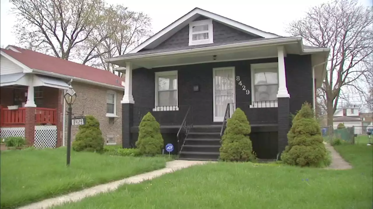 Chicago woman says stranger moved into home for sale and refuses to leave