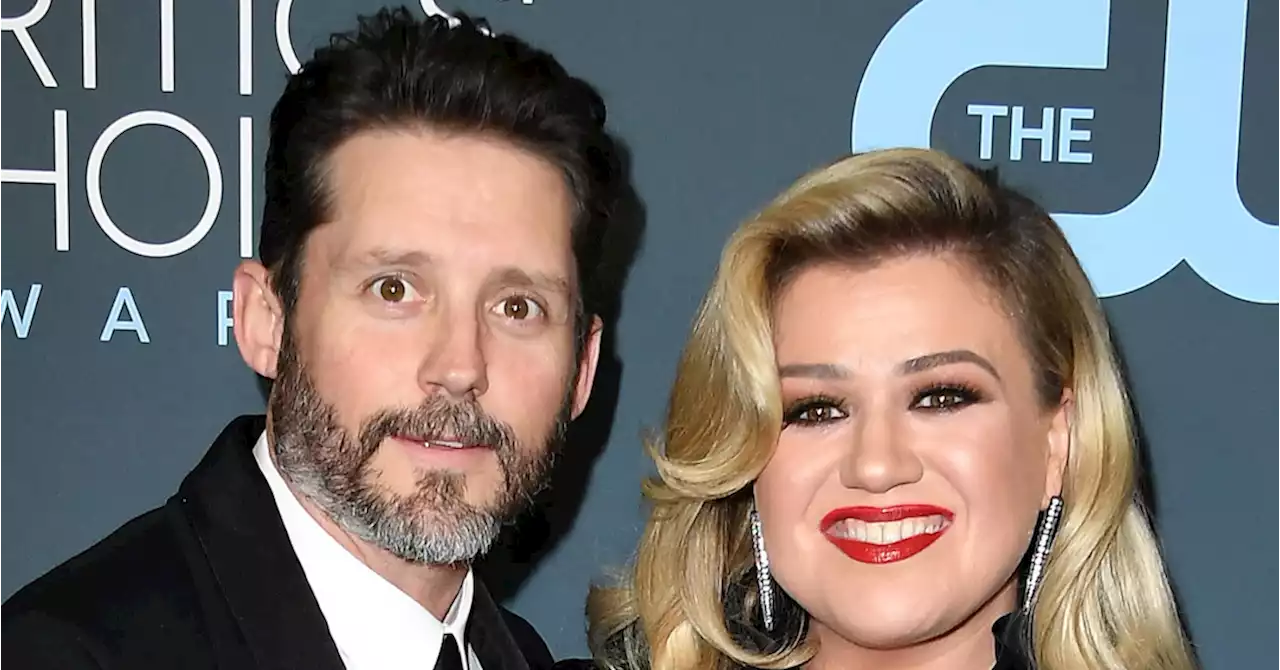 Kelly Clarkson Shares What “Really Helped” Her Through Divorce From Brandon Blackstock - E! Online