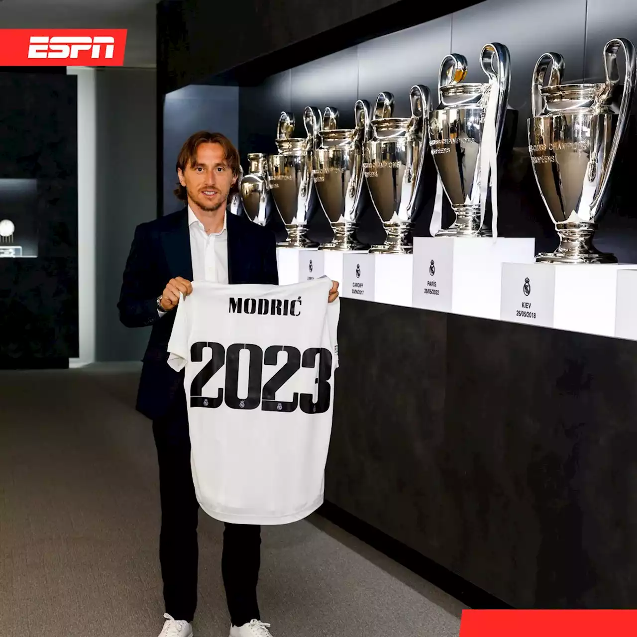 Modric renueva con el Real Madrid hasta 2023