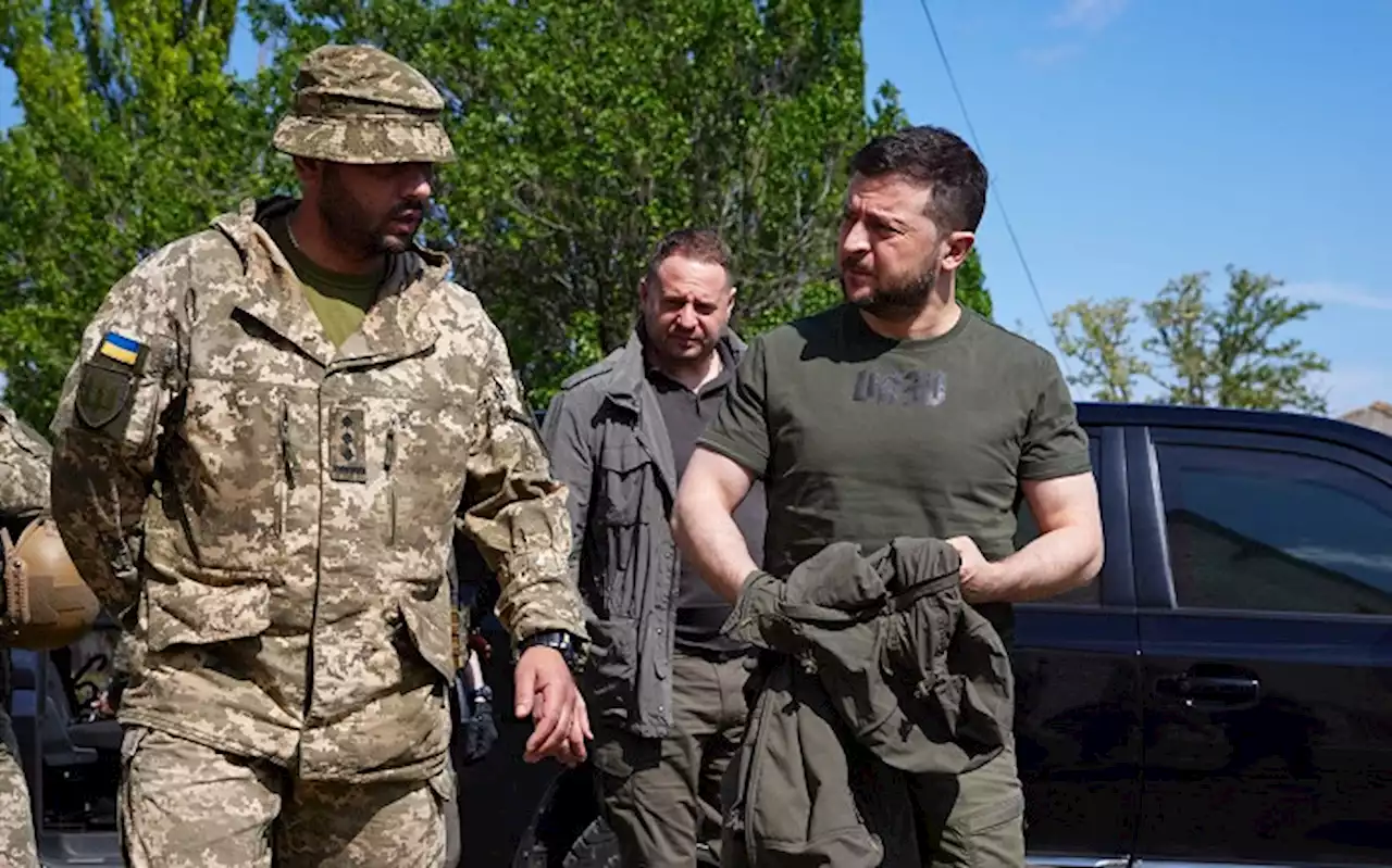 Zelensky defiant as Russia claims Severodonetsk gains