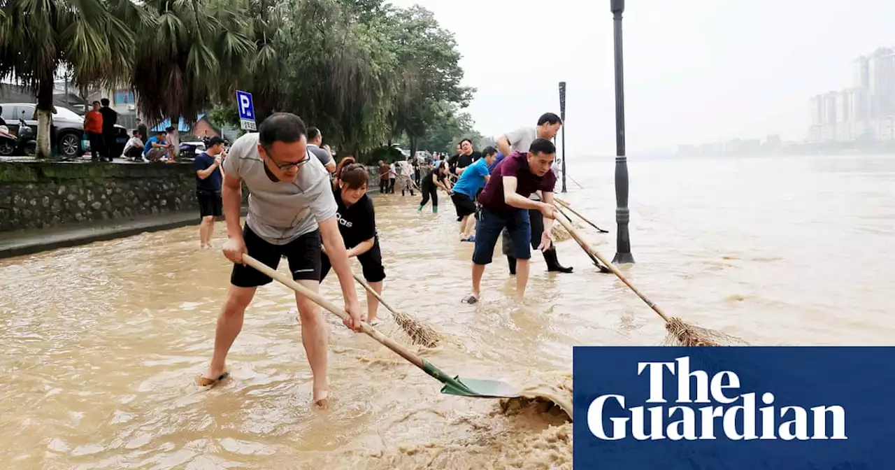 Flood alerts issued as more torrential rain forecast to hit China