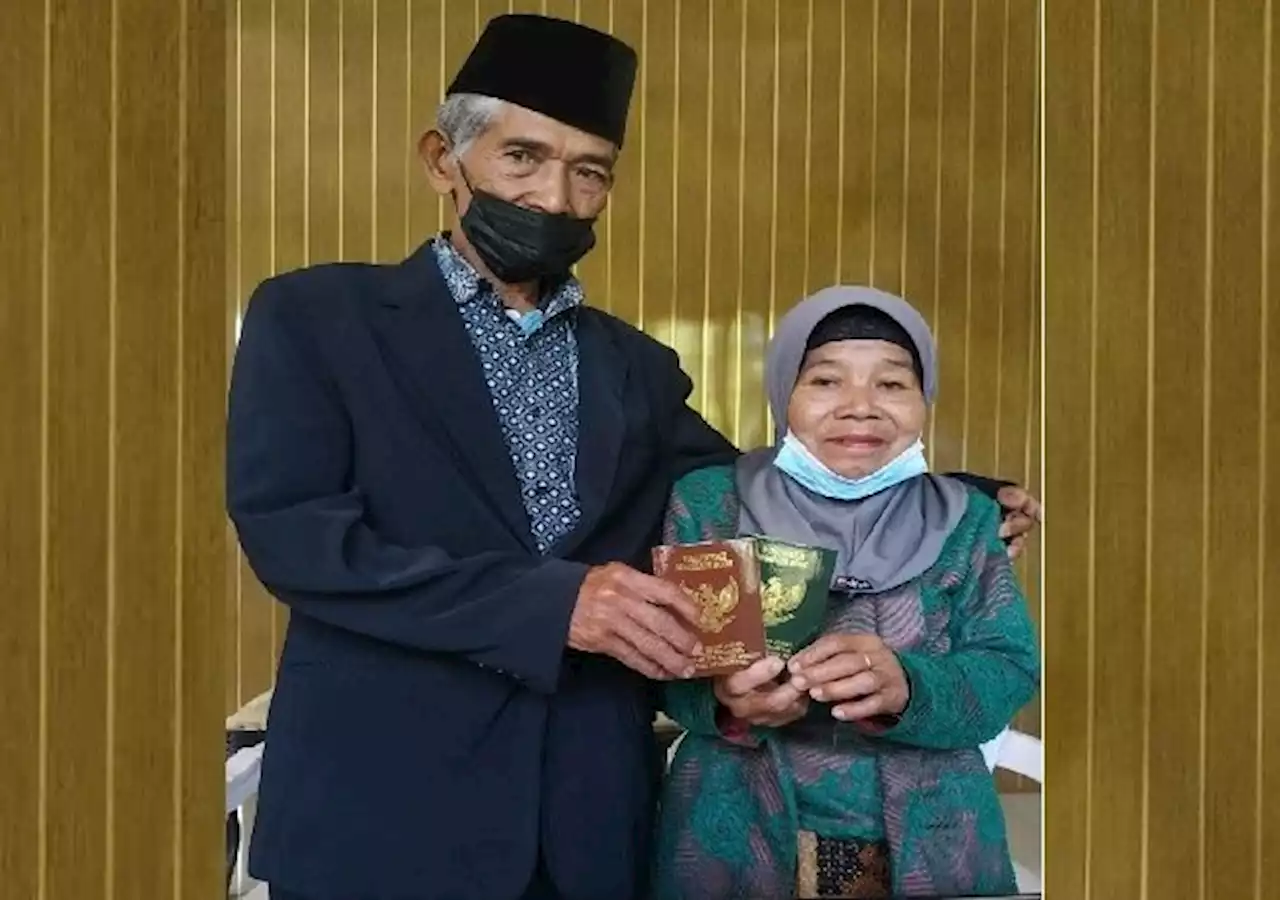 Jadi Pasangan Tertua, Cerita Kakek 93 Tahun Nikahi Nenek 71 Tahun