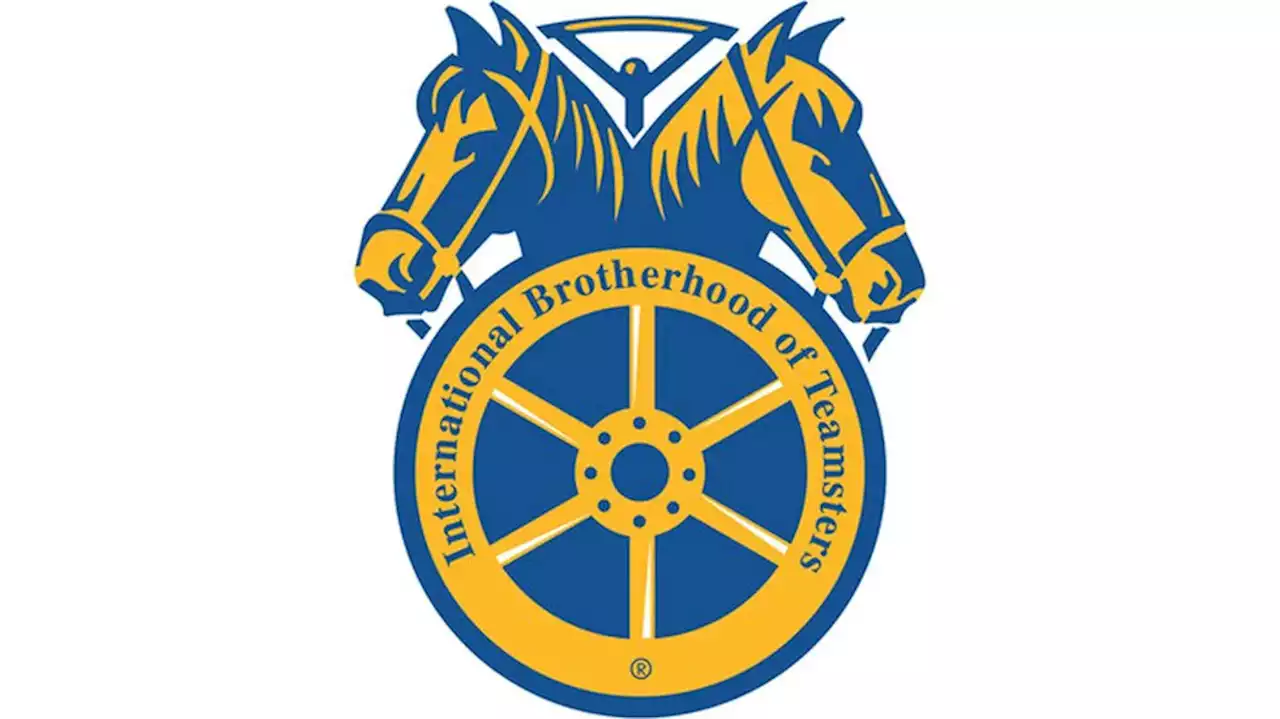 Teamsters Local 959 members walk off job Monday in Fairbanks