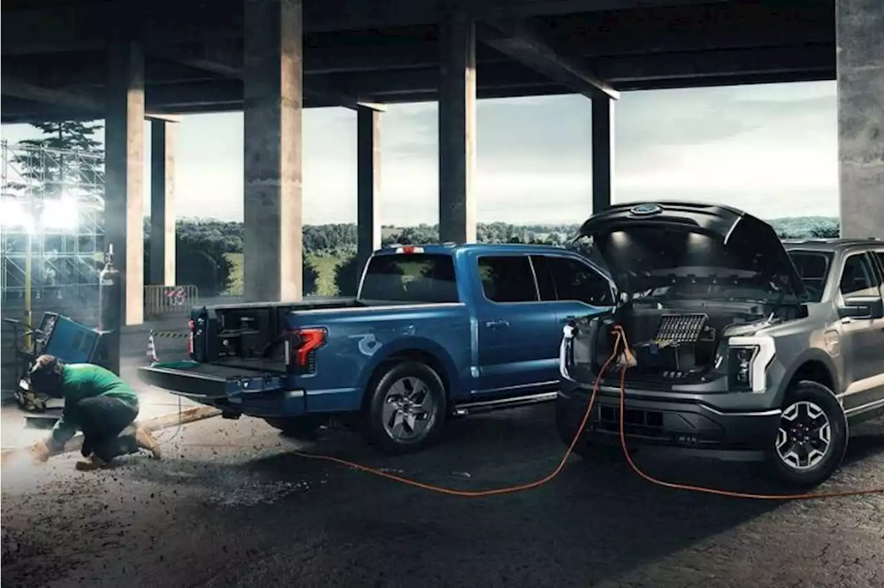 The Ford F-150 Lightning can charge dead electric cars — including Teslas