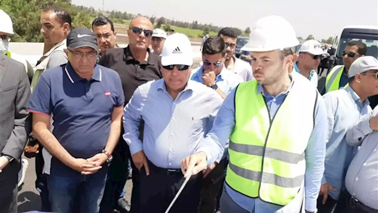 وزير النقل يتفقد المرحلة الأولى من طريق دسوق الجديد