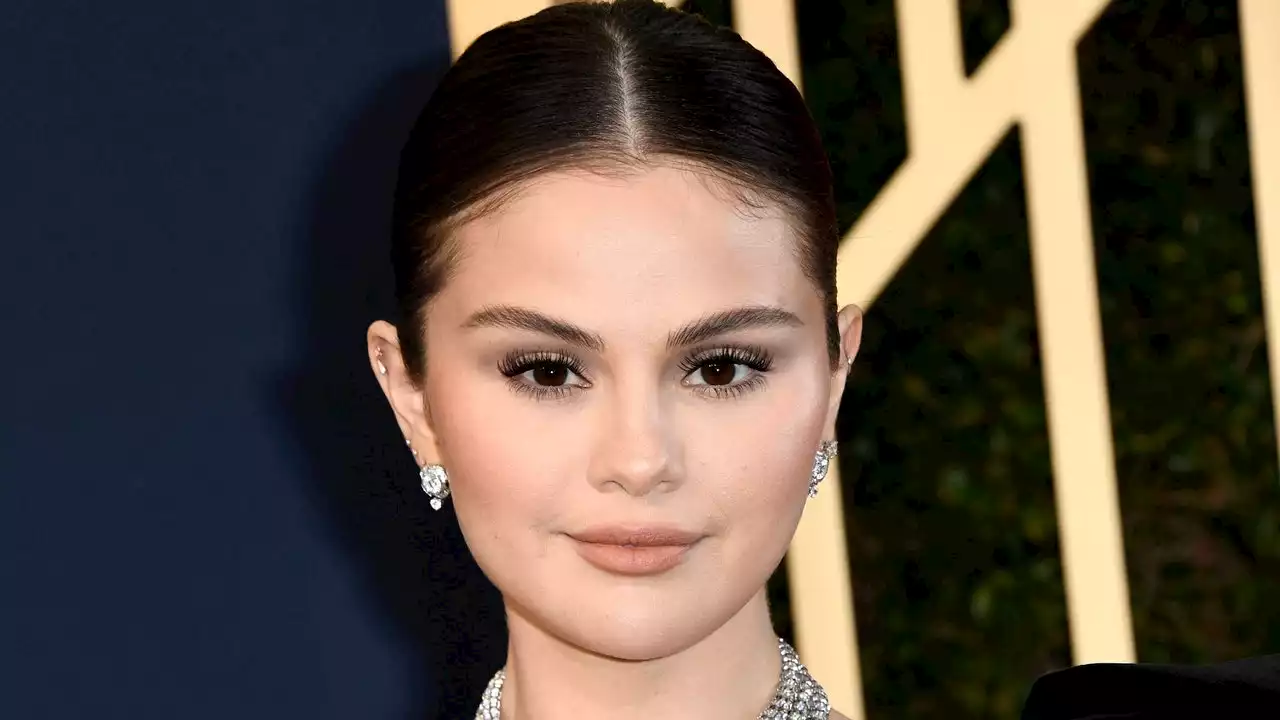 Selena Gomez Made This Game-Changing Mascara Hack Go Viral