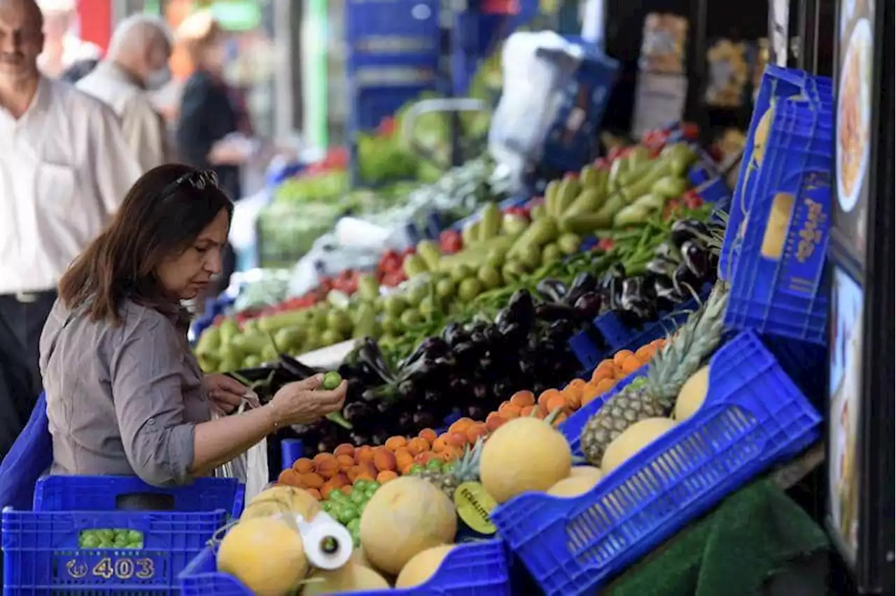 World faces largest cost-of-living crisis in a generation: UN report