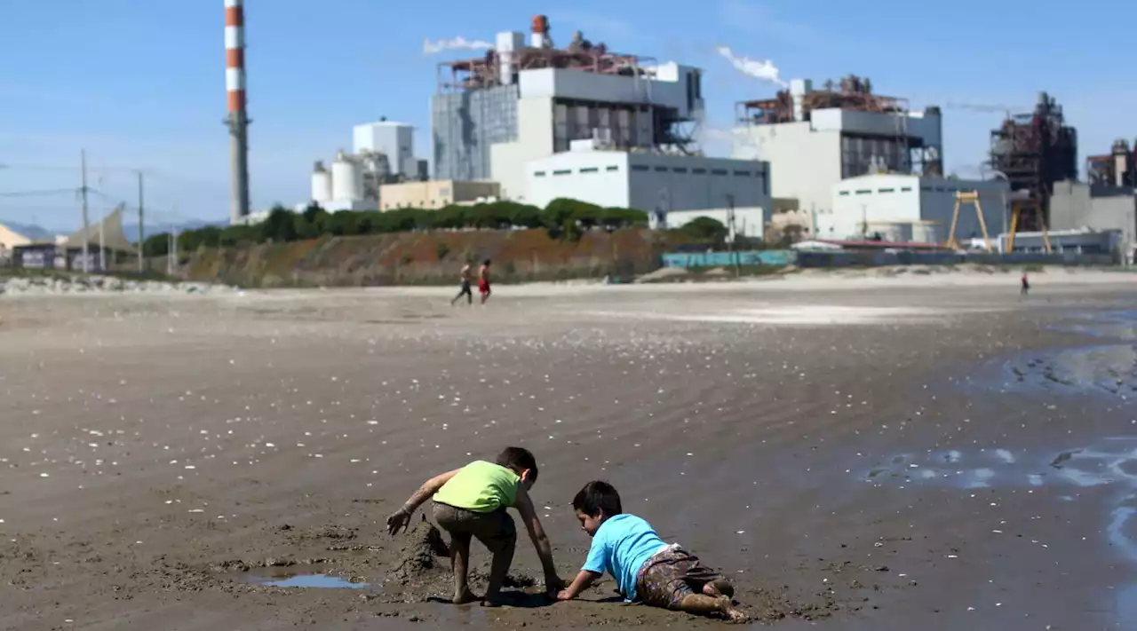 Cile, altri 100 casi di intossicazione da anidride solforosa: emergenza in 2 città