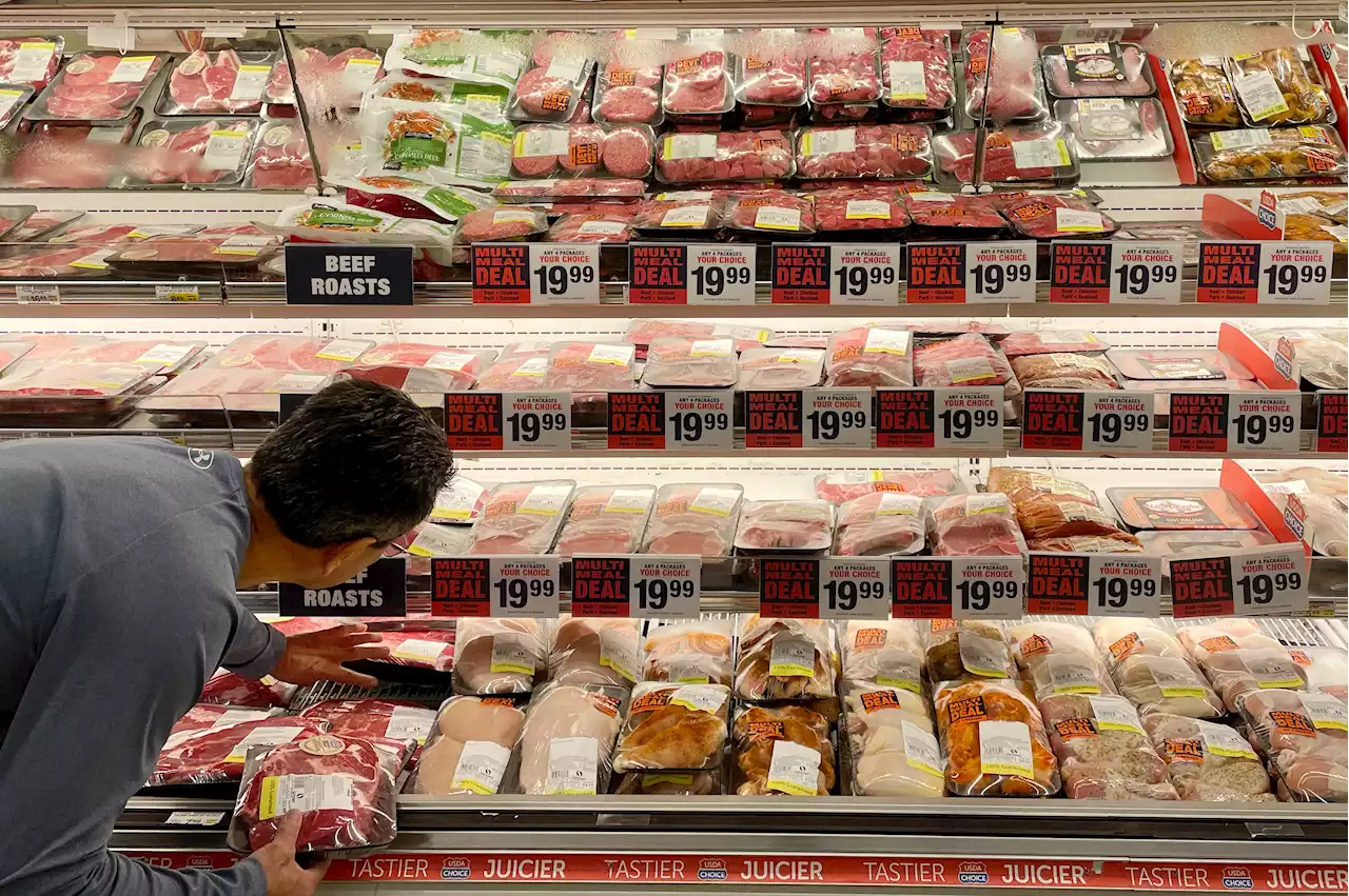 Consumers Changing Eating, Shopping Habits as Inflation Pushes Up Prices