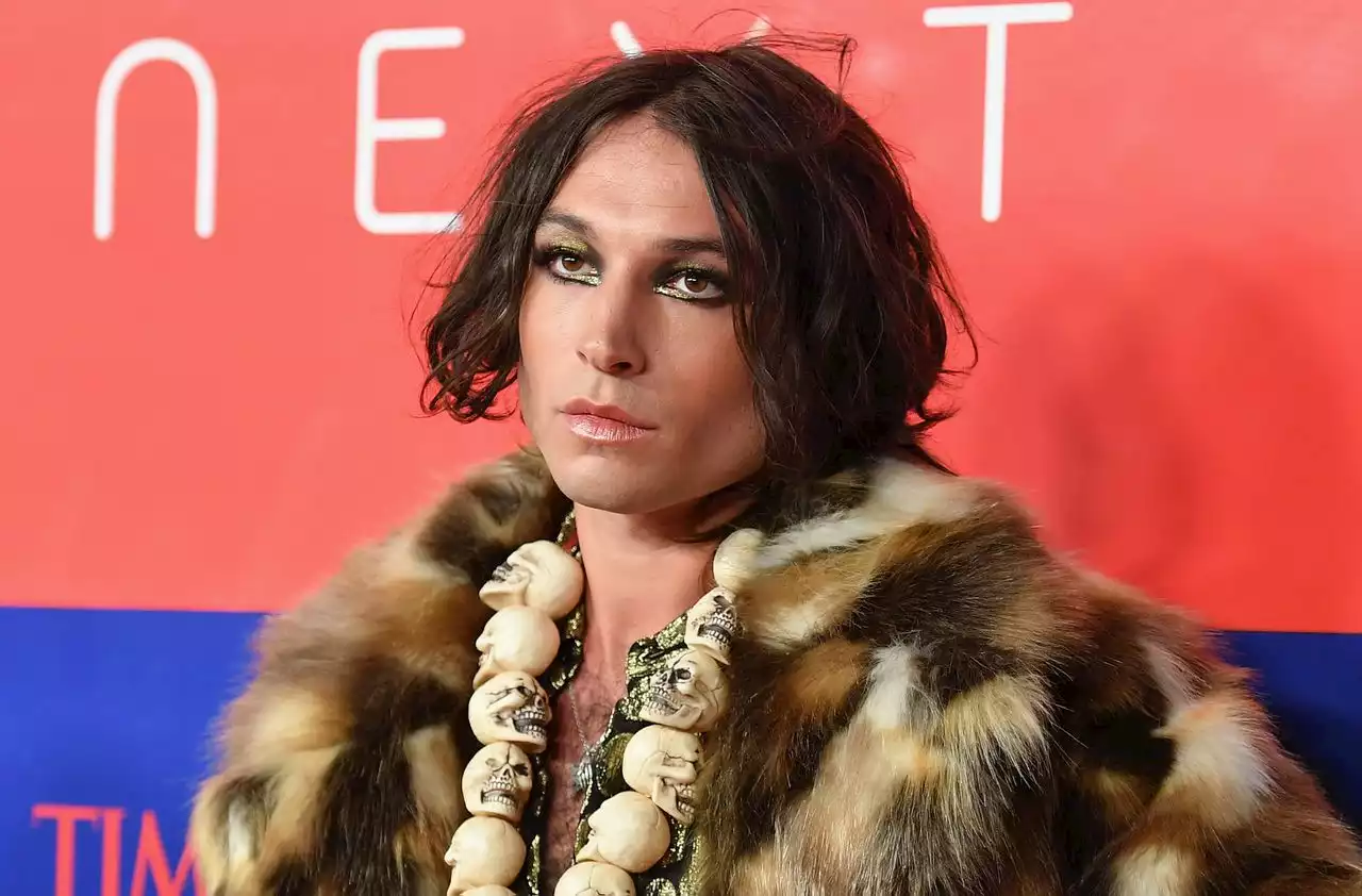 Parents accuse Ezra Miller of grooming teen, who defends actor