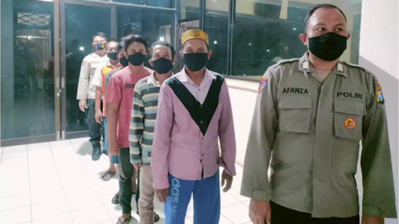 Lunas! Lima Pelaku Perusakan Rumah Warga Dipicu Isu Santet di Probolinggo Berhasil Dibekuk