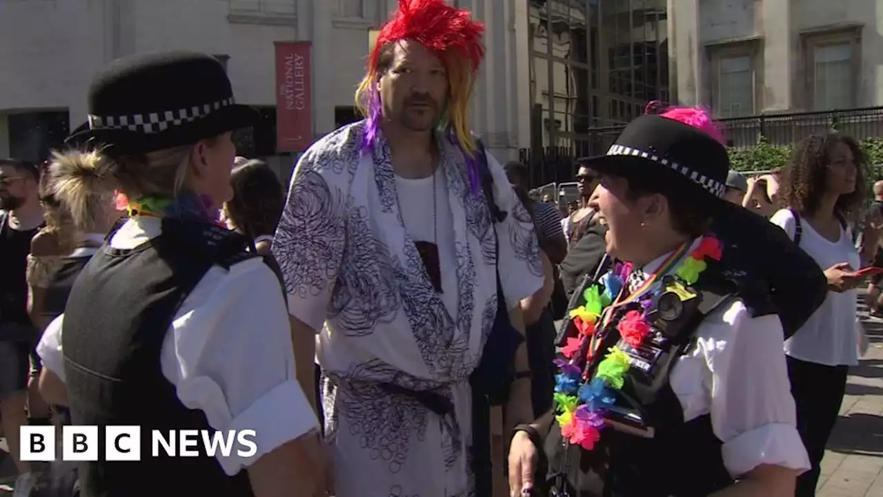 Uniformed police told not to march at London Pride by organisers