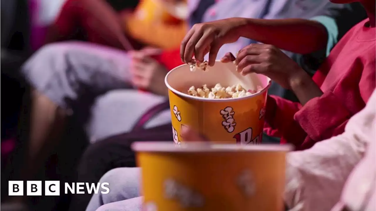 Cost of living: Act of kindness helps little girl go to cinema