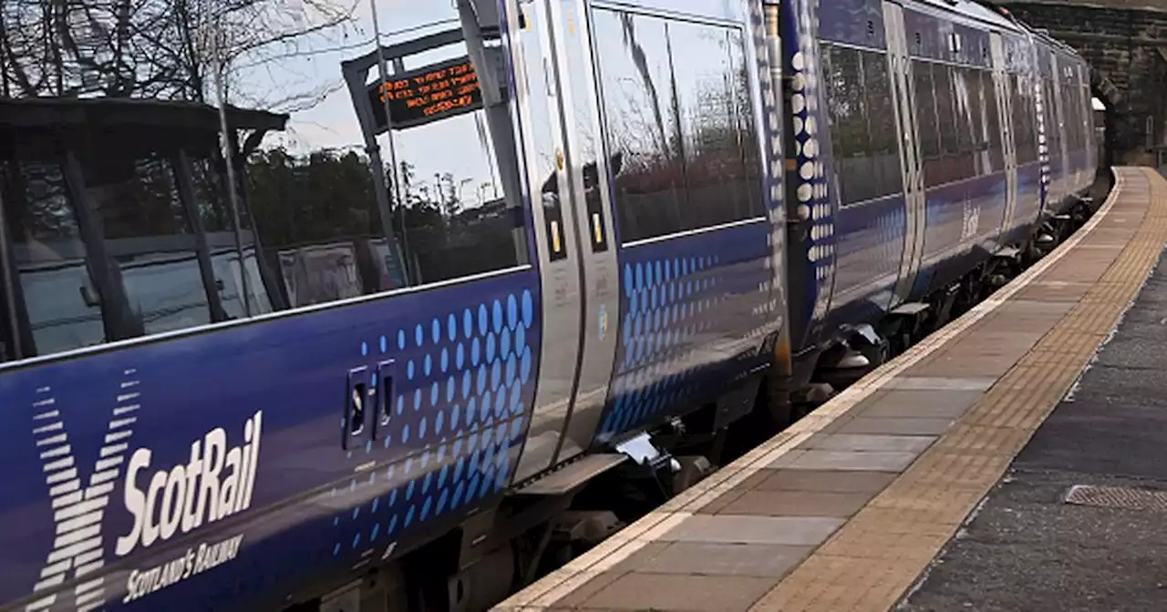 Glasgow warning to parents amid reports of kids playing games on railway line