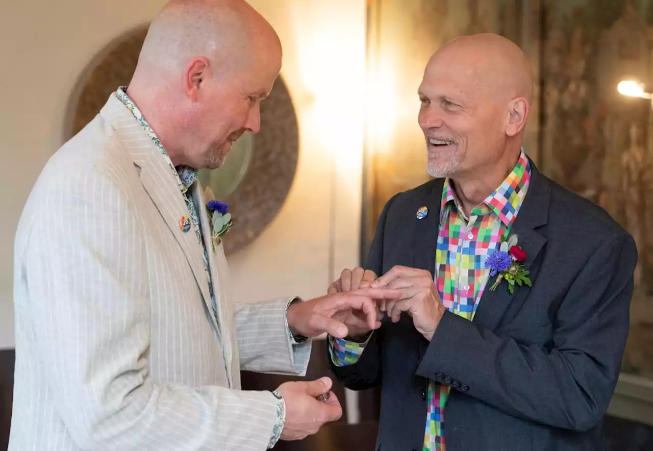 In Switzerland, first same-sex couples say ‘I do’