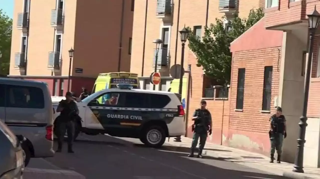 El Guardia Civil herido en Santovenia, Valladolid, es un teniente coronel que negociaba con el atrincherado