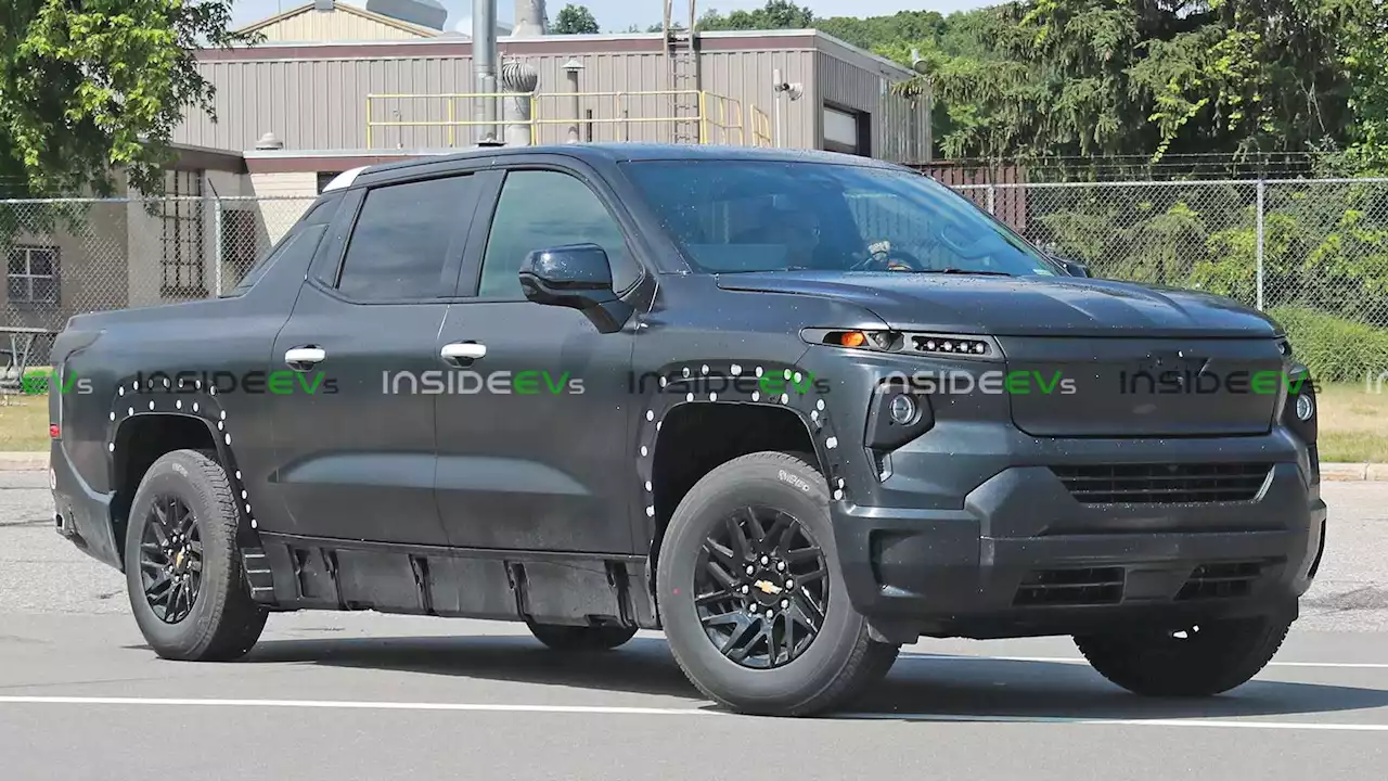 First 2024 Chevrolet Silverado EV Sighting Is This Flat Black Prototype