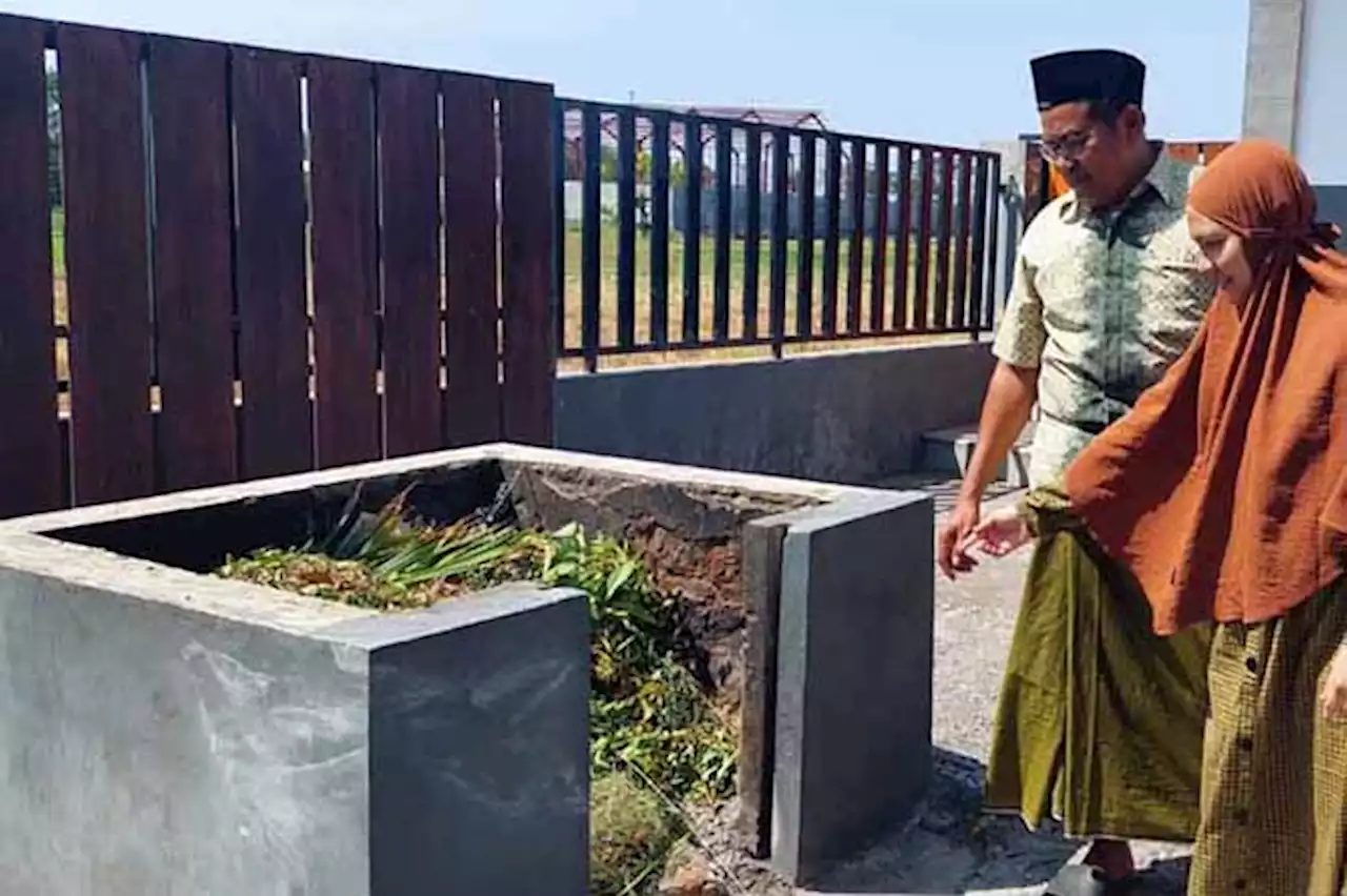 Tiga Remaja Curi Besi Bak Sampah di Masjid