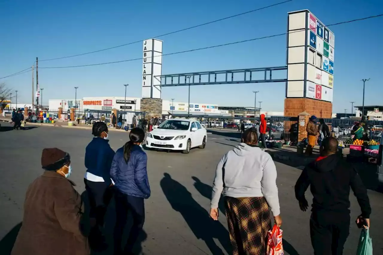 Hawkers struggle after Soweto mall looted, vandalised