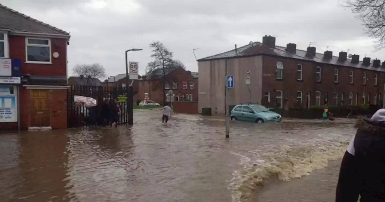 Embankment set to be built alongside River Irwell to protect homes from flooding