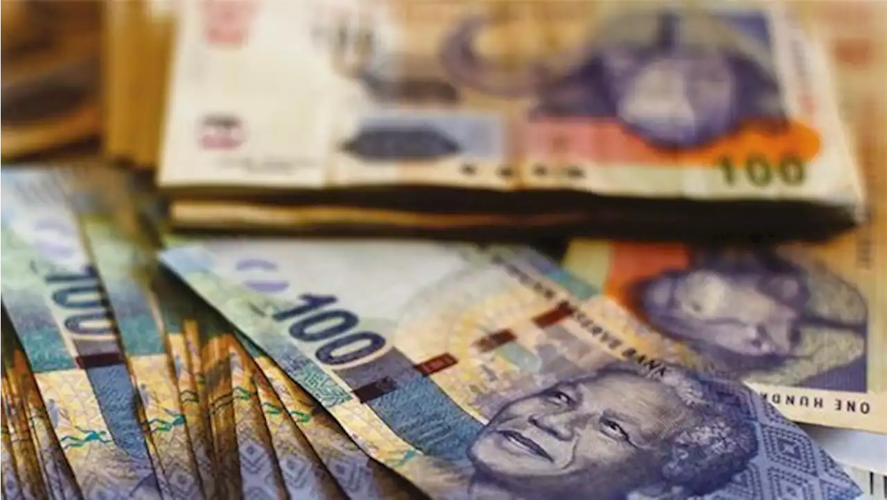 Rand hits one-year low against the dollar as global growth concerns mount | Fin24