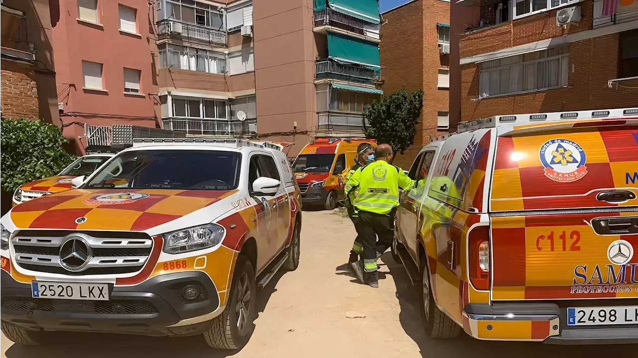 Un niño de dos años sobrevive a una caída accidental desde un tercer piso en Carabanchel