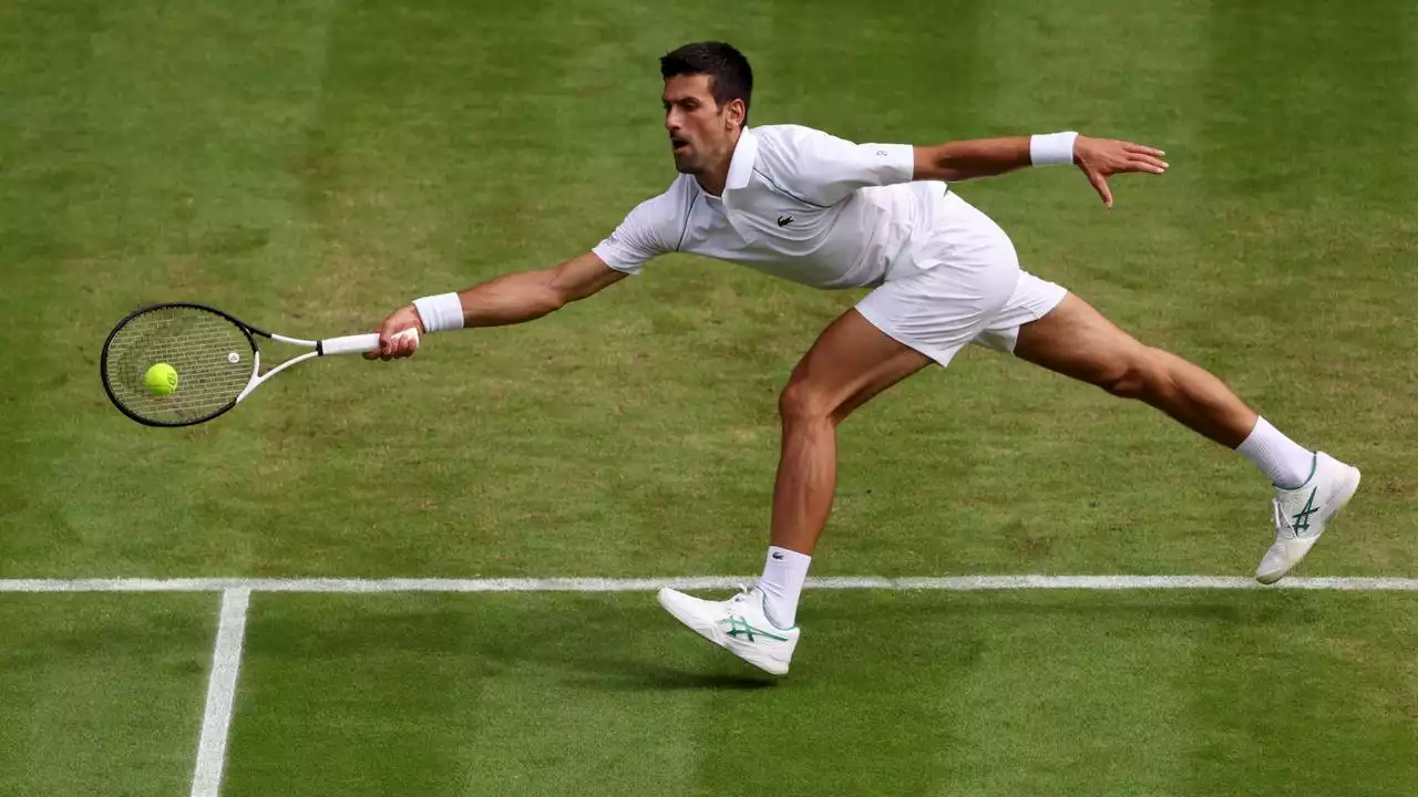 Djokovic wint mede dankzij 'bagel' en treft nu Van Rijthoven op Wimbledon