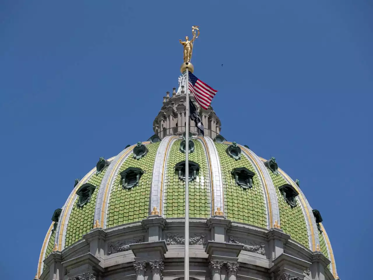 Pennsylvania to begin fiscal year without a budget