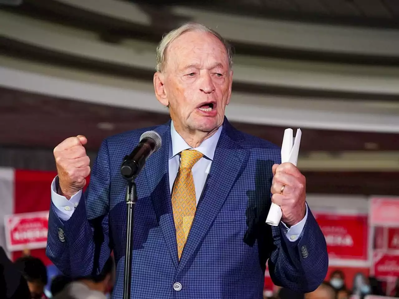 All is forgiven: Despite Adscam, Jean Chrétien the most popular modern PM, poll finds