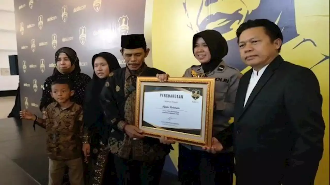 Sosok Mpok Imeh, Polwan Bekasi yang Dapat Hoegeng Award 2022