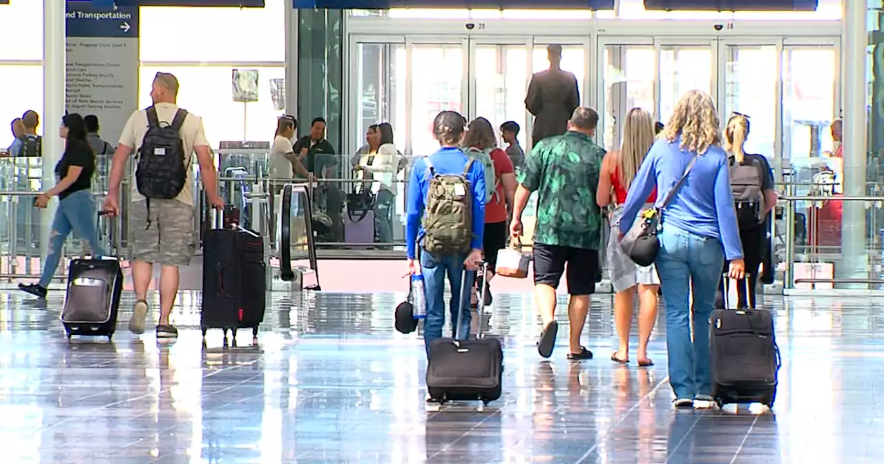 AAA offers travel tips for flight travel for the Fourth of July weekend