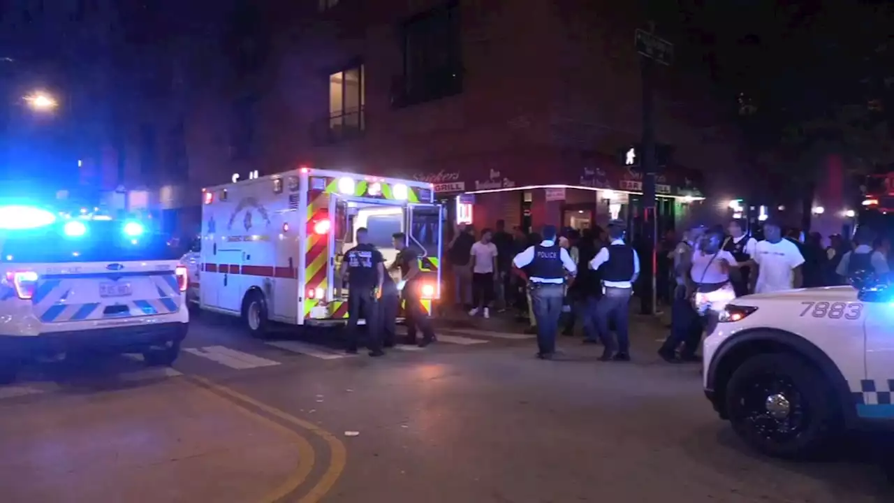 4 wounded in River North shooting, Chicago police say