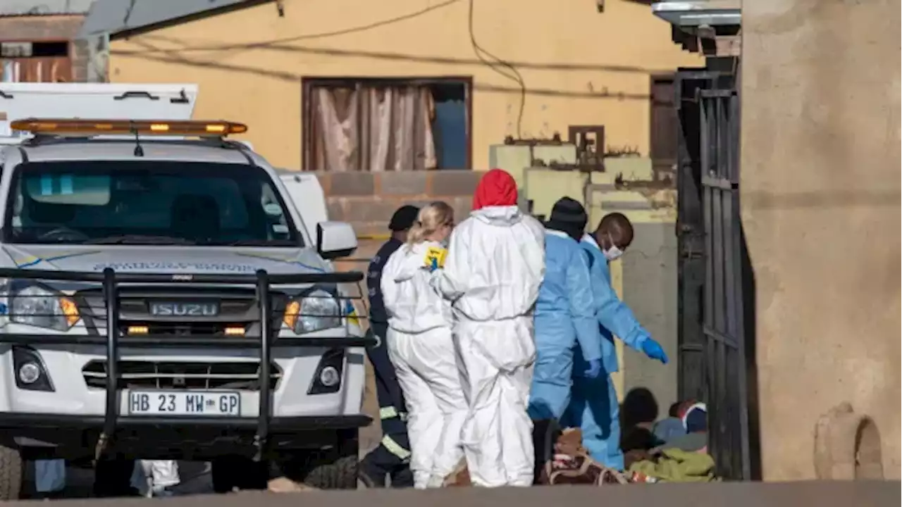 14 dead in bar shooting in Soweto, say South African police | CBC News