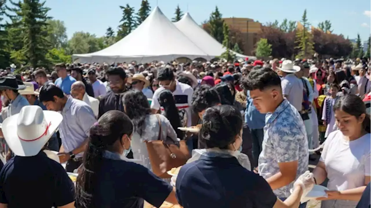 StampEid Breakfast draws thousands for first post-pandemic celebration | CBC News