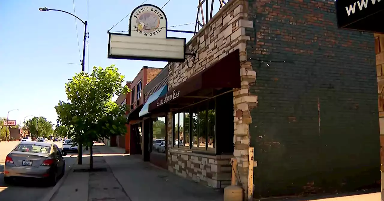 Off-duty Chicago Police officer shot in back, left paralyzed after quarrel outside bar in Beverly