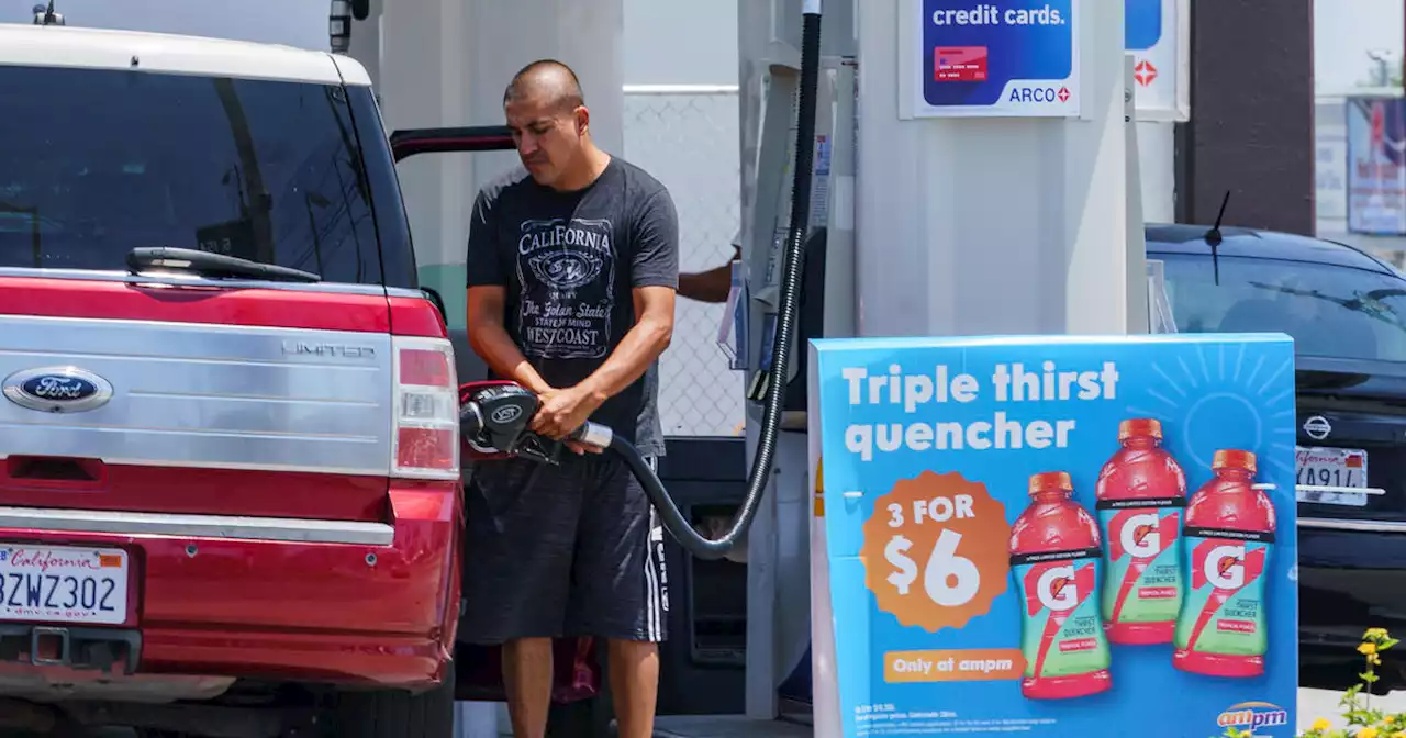 LA County gas prices drop for 25th straight day