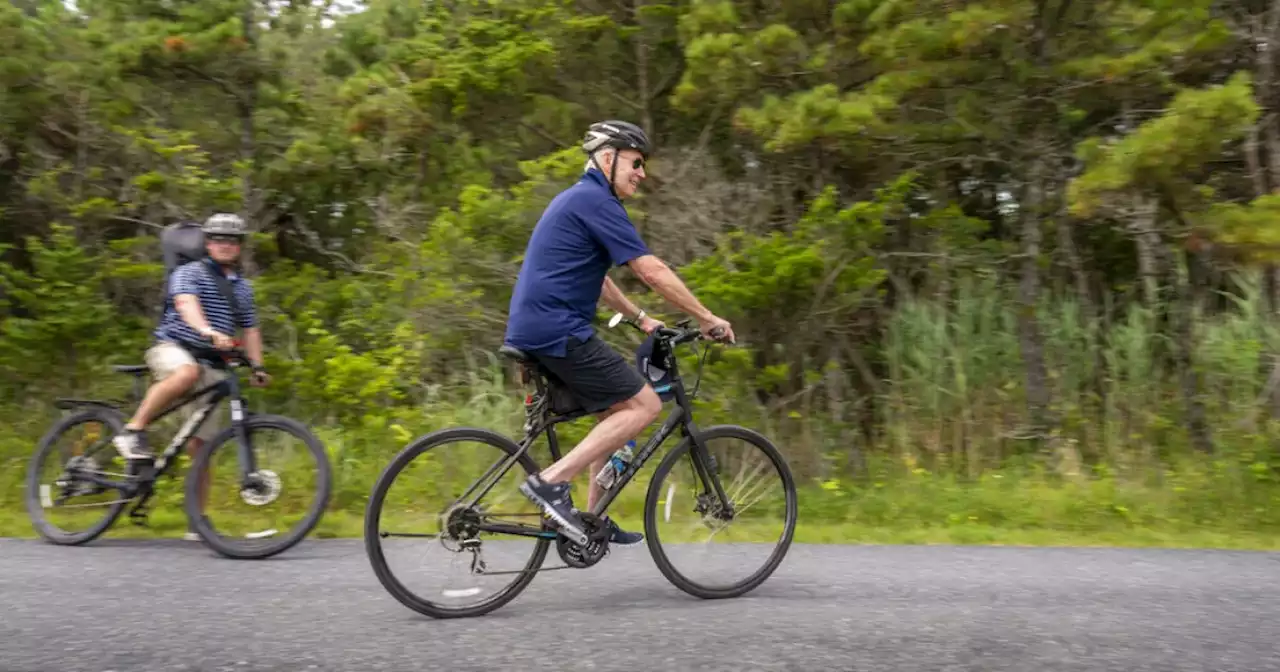 Biden back in the saddle after bike spill