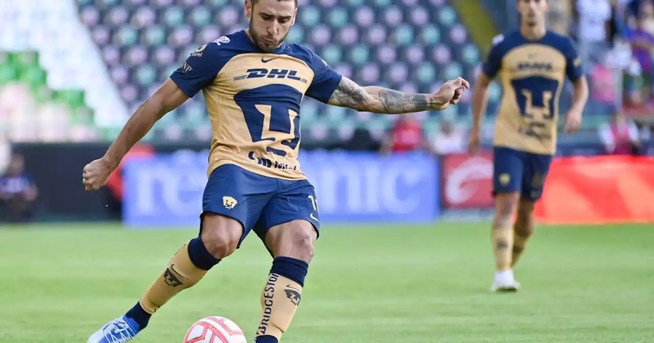 Salvio debutó en Pumas ¡y con gol de caño!