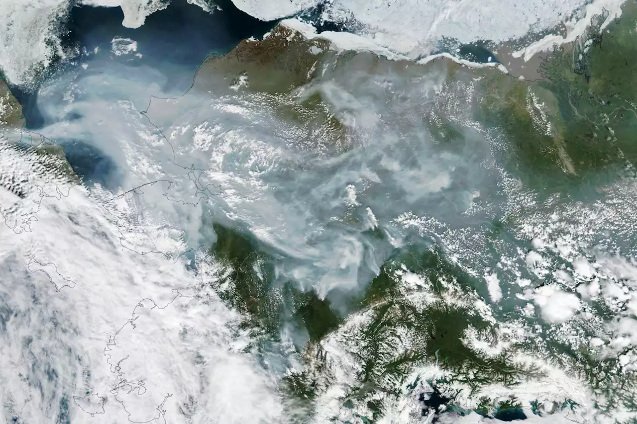 Hundreds of Wildland Fires Darken Skies Over Alaska