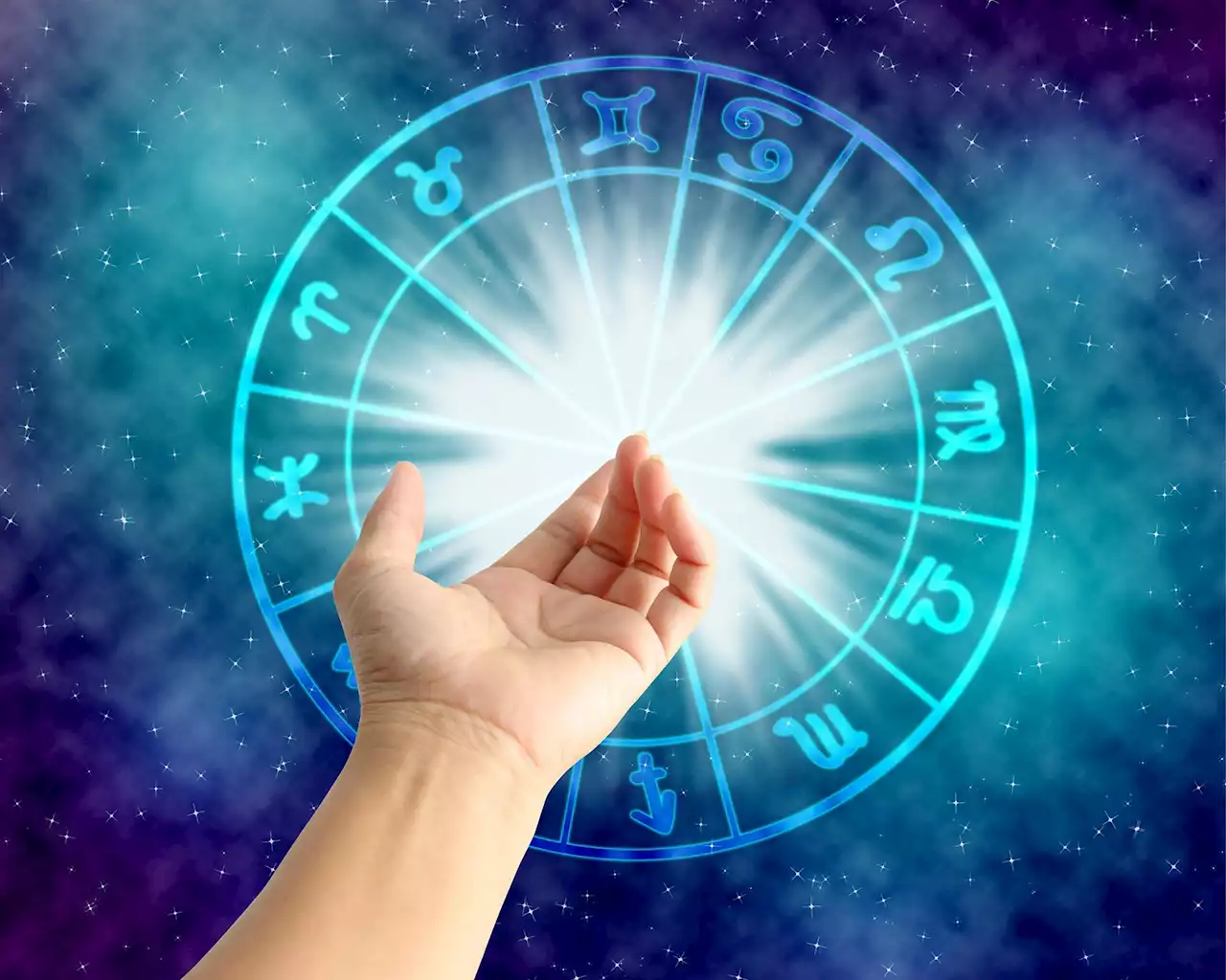 The Barnum Effect: Why Horoscopes Are So Popular