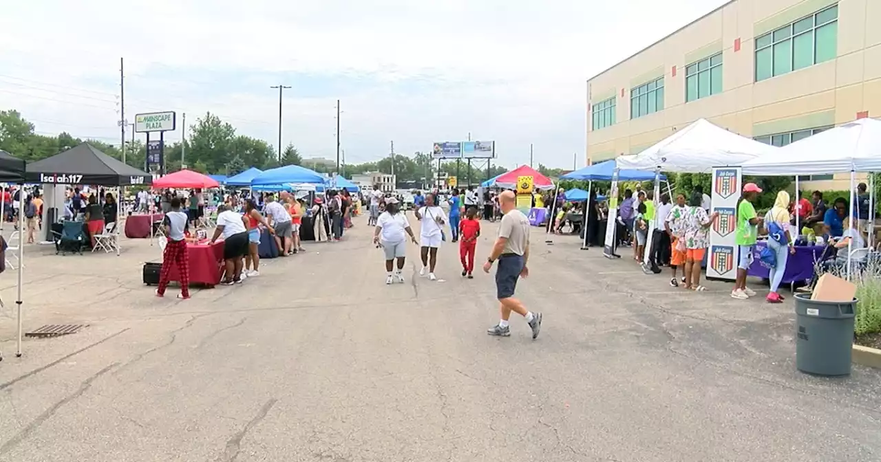 Youth Power Expo gives away 2,000 backpacks with school supplies