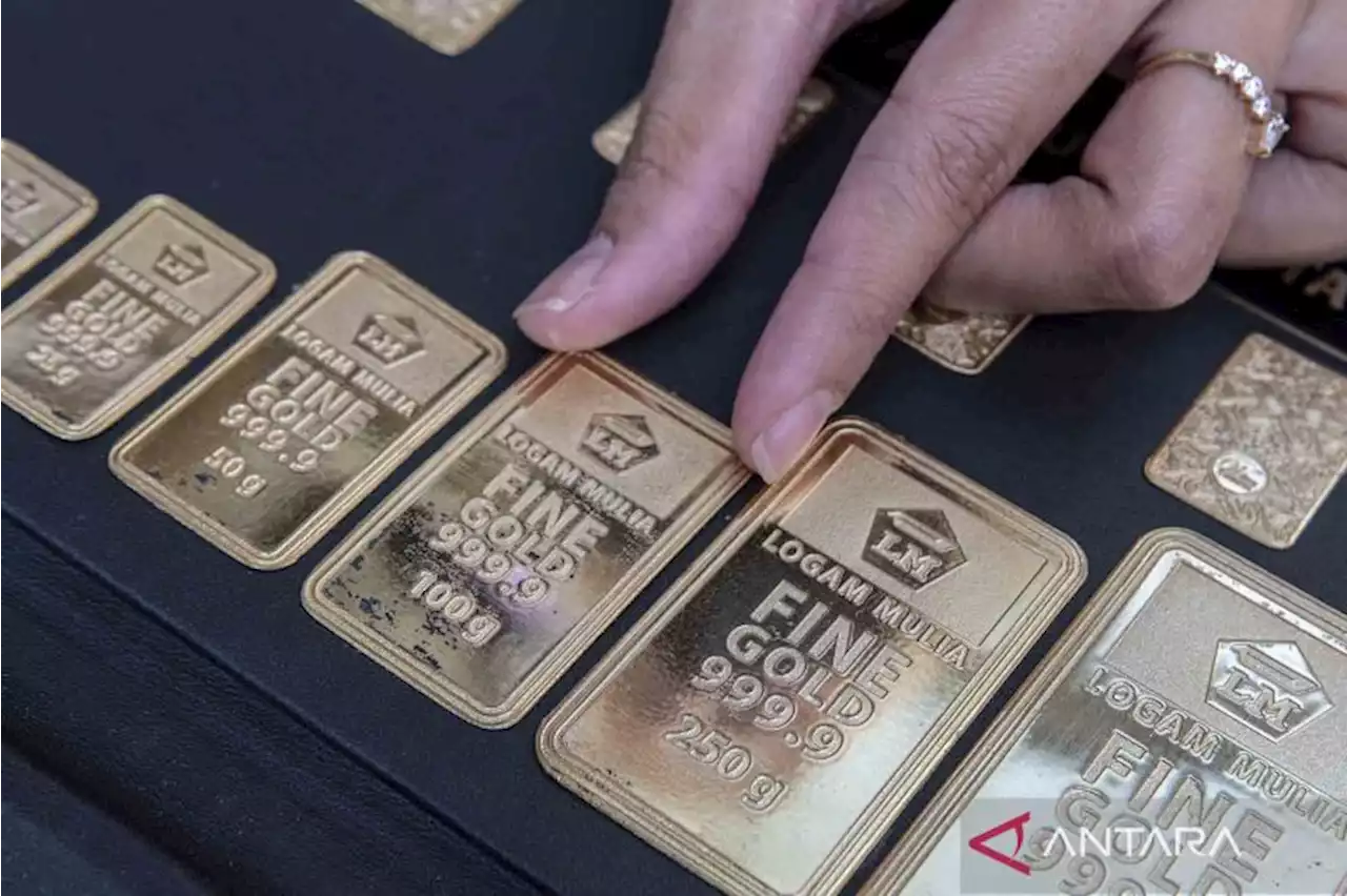 Antam tetapkan harga emas Rp969.000 per gram