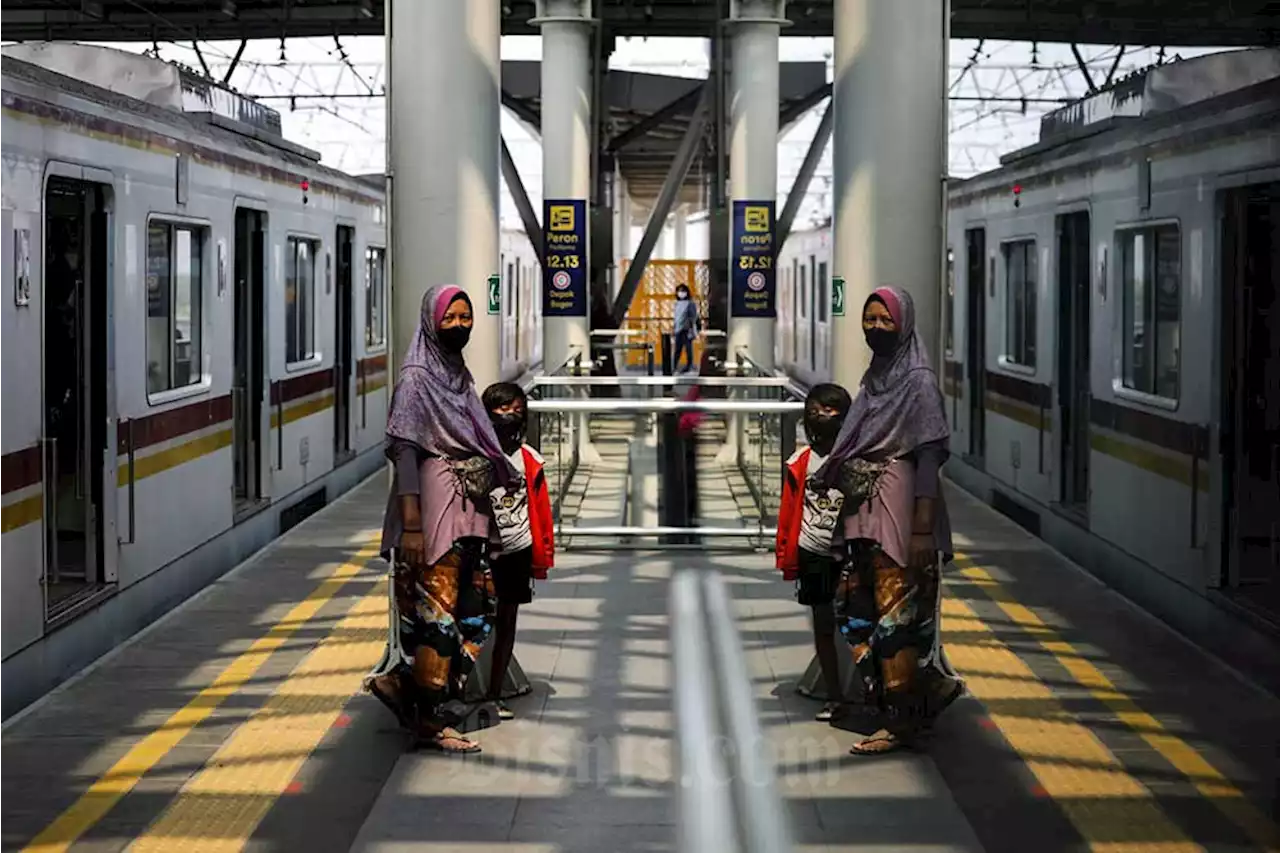 Jumlah Penumpang KRL Awal Pekan Ini Turun, KCI Sediakan 1.081 Perjalanan Per Hari | Ekonomi - Bisnis.com