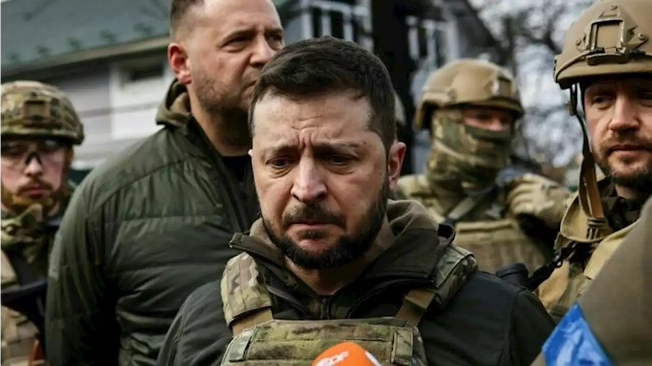 Zelensky Tiba-tiba Pecat 5 Diplomat Ukraina, Ada Apa?